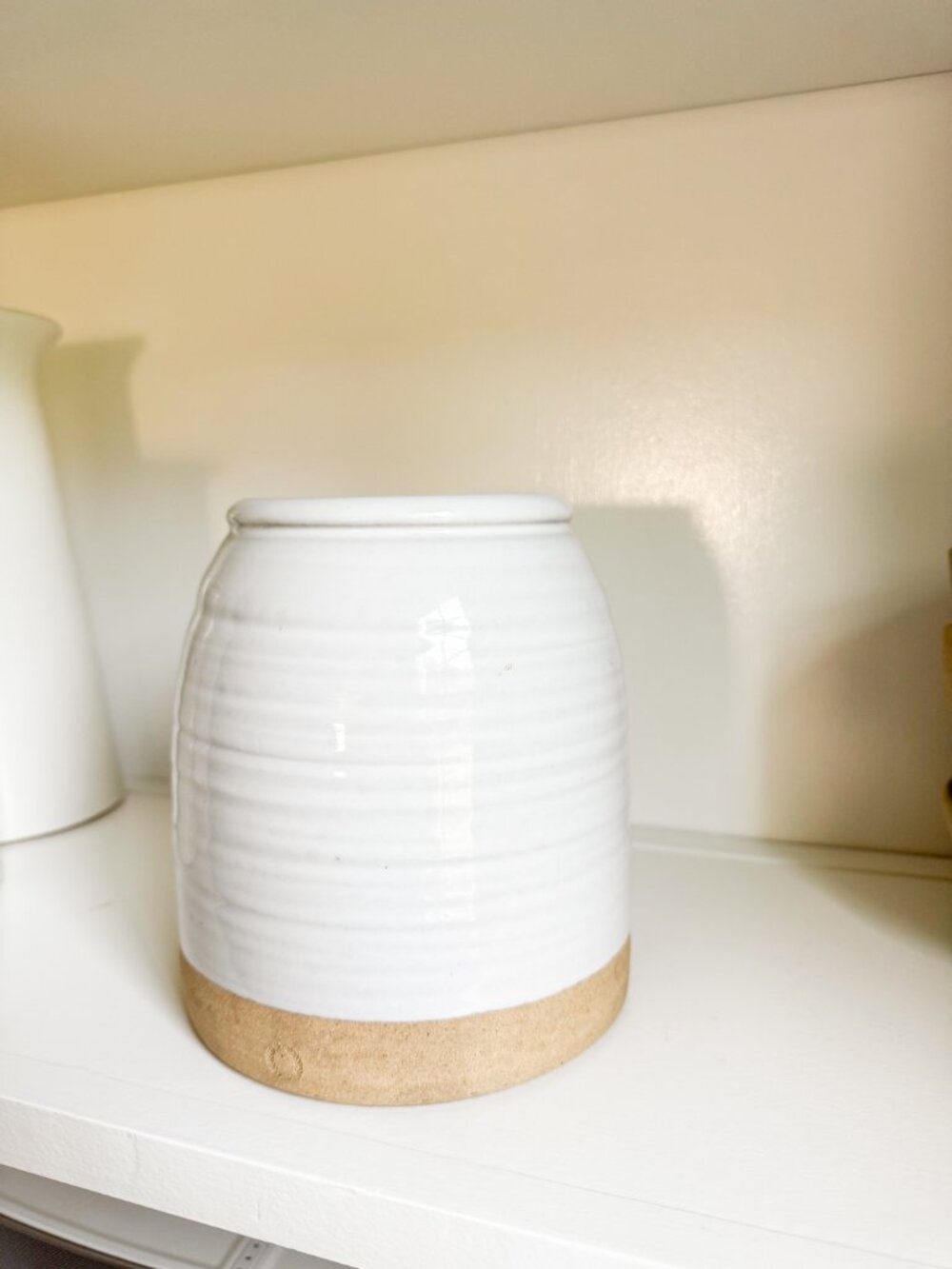 Farmhouse Pottery Beehive Crock - Picture 5 of 7
